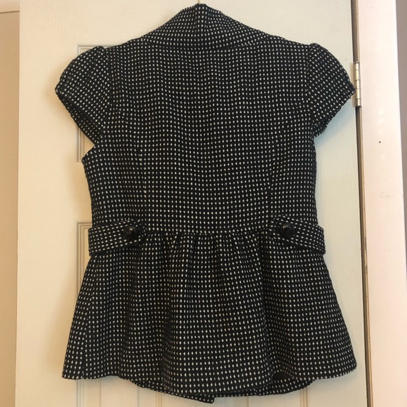 Adorable hazel houndstooth jacket - Picture 3 of 3
